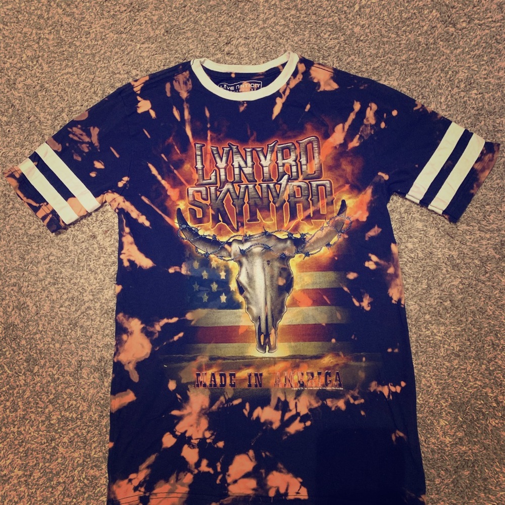 Lynyrd Skynyrd  Graphic T!